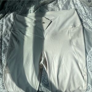 Fabletics PureLuxe Crossover 7/8 Legging